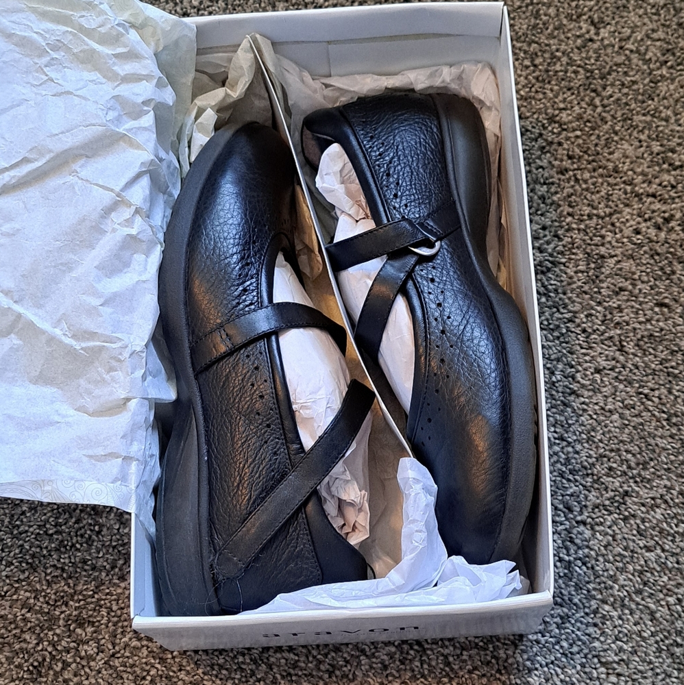 Aravon Black Leather Mary Jane Shoes
